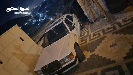  3 مرسيدس E190 موديل1987