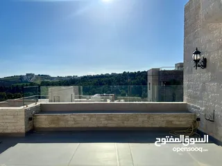  24 شقه طابق اول من فيلا فارغه للإيجار في دابوق - ref : 14625