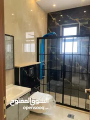  21 شقق فاخرة للبيع 184م الجبيهة، حي المنصور