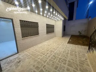  17 شقة سكنية جديد فاهره للبيع