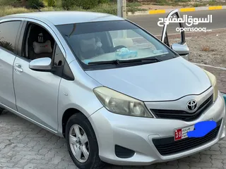  5 Toyota yaris 2012