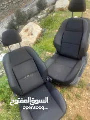  1 قطع بيجو 207. موديل 2012