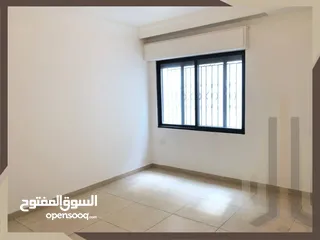  9 شقة طابق اول للبيع في ديرغبار قرب صيدلية الندى مساحة 341م