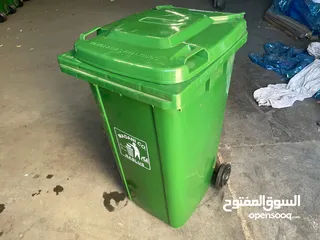  2 حاوية نفايات بلاستيكية 240 لتر
