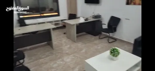  2 مكتب للبيع في وسط طولكرم