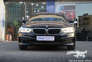  2 BMW 530e 2019