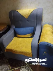  4 طقم كنب للبيع بحاله جيدة جدا