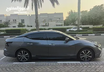  6 Nissan Maxima SL 3.5L 6 Cylinder 2019