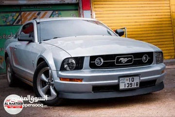  1 Ford mustang v6 2008