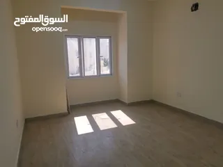  3 Villa for rent in Al Mawaleh