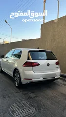  5 سيارة E-Golf للبيع بسعر ممتاز  كاش فقط