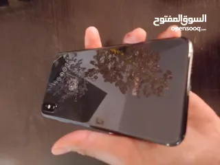  4 ايفون xs max