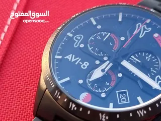  1 ساعه من ماركة Avi8 اصدار محدود على شعار مملكة البحرين ( luxury watch )