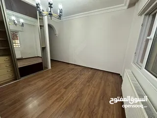  7 شقة دوبلكس ارضي منسوب فاخرة للبيع في خلدا