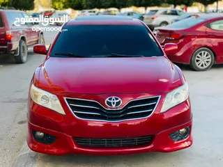  1 Toyota Camry 2010 se