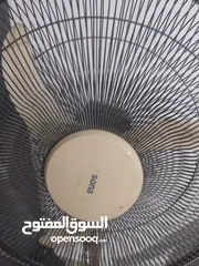  2 مروحه للبيع في 20 دينار
