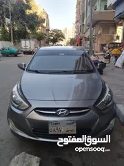  1 Hyundai accent rb