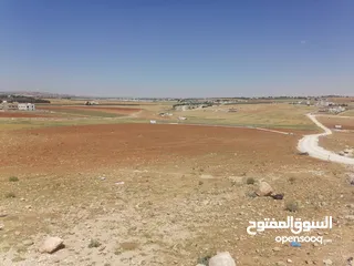  11 مادبا غرب دورية الشرطة مدخل مادبا الشرقي 4 دونم ارض زراعية سكنيه مميزة عل شارع معبد