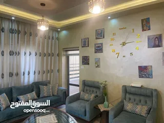  4 شقة أرضية مميزة للبيع السلط - الميسة قرب مدرسة  الفرسان المساحة  173 م2 غير مفروشة