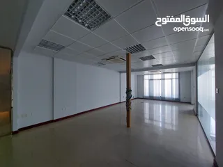  5 600 SQ M Private Office Space in Qurum