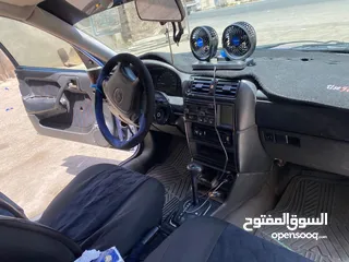  8 اوبل فيكترا  موديل 1993 محرك 1800 بحاله جيده
