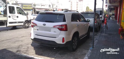  2 كيا سرنتو 4WD