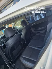  3 جيب سبورتاج 1600 بنزين  جيب جديد وكاله  ماشي 35 الف كيلو  عداد اصلي  فل اضافات من عدا فتحه