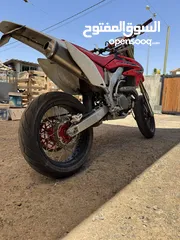  1 Honda CRF450 XE