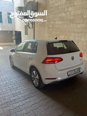  3 Volkswagen e-Golf 2019 - مع فتحة