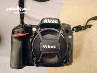  1 كاميرا نيكون D7200