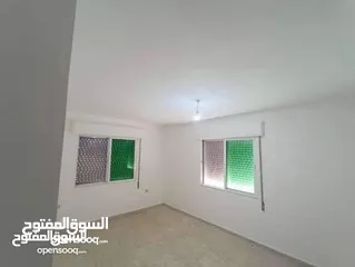  12 شقة مميزة جدا للبيع في البيادر حي الرونق قرب مدرسة ارقى التربوي