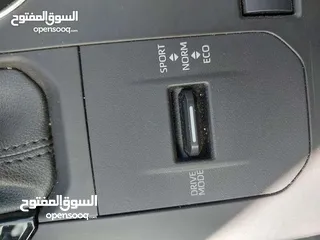  24 تويوتا هايلاندر 2021 فحص 2 جيد فل الفل بفتحه لون ابيض لؤلؤي بسعر مغري قابل للبدل