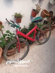  6 بسكليتات مستعمله بحاجه جيده
