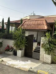  3 منزل مستقل خريبة السوق نافع قرب سوق الخضار المركزي للبيع