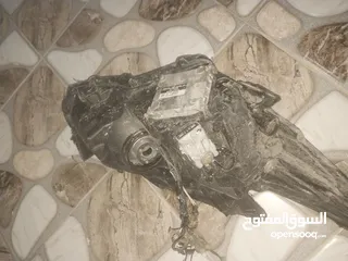  3 ضواو بريوس 2010 اوروبي مع محولاتهم شغلات ضو الجهه اليسار بده قزازه مطلوب فيهم 100  موجودات اربد الصر