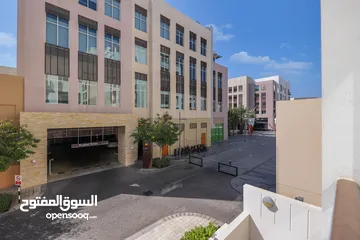  2 شقة فاخرة للبيع تملك حر الموج Freehold apartment for sale in Almouj muscat  با خريد ملك أقامت دائم