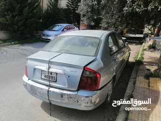  5 كيا سيراتو 2004