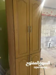  1 خزانة مطبخ كبيرة خشب صولد مع درفتين
