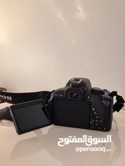  5 كاميرا Canon 700 D مستعلمة للبيع