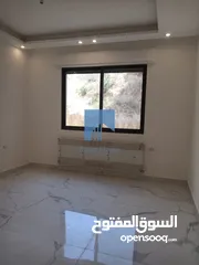  4 شقة أرضية فاخرة للبيع في الرابية  - خلف الإتصالات ( Orange ) 195م مع حديقة وترسات 150م لم تسكن