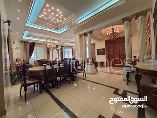  13 فيلا مع مسبح للبيع في الظهير بمساحة بناء 1200م