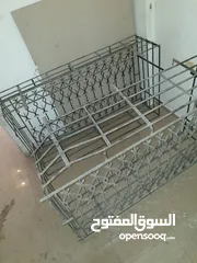  4 حماية للشبابيك حديدية شبه جديدة بسعر ممتاز