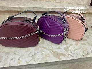  9 شنط صبايا 32 قطعة بسعر 600 شيكل لكامل الكمية