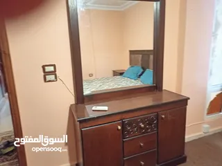  28 شقة مفروشة للايجار  غرفتين نوم وصالة بلكونة وحمام
