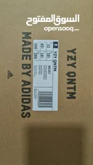  2 for sale orginal brand new Adidas yzy qntm not used  للبيع حذاء ماركة اديداس اصلي جديد غير مستخدم