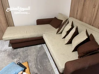  1 طقم كورنر 7 مقاعد بحالة جيدة جداً تفصيل نوع ثقيل قماش ممتاز
