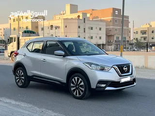  2 Nissan Kicks  Model 2020