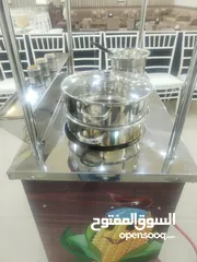  4 عرباية ذرة بحال الوكالة للبيع مع معداتها