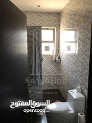  3 شقة مميزة للبيع في رجم عميش