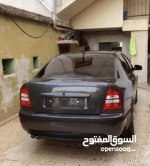  2 سكودا اوكتافيا 2004
